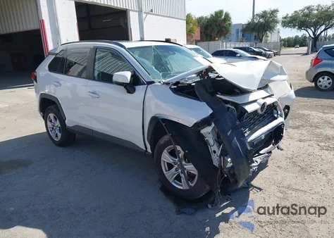 2019 Toyota Rav4 Xle z USA, uszkodzony, nr VIN 2T3W1RFV0KW027289